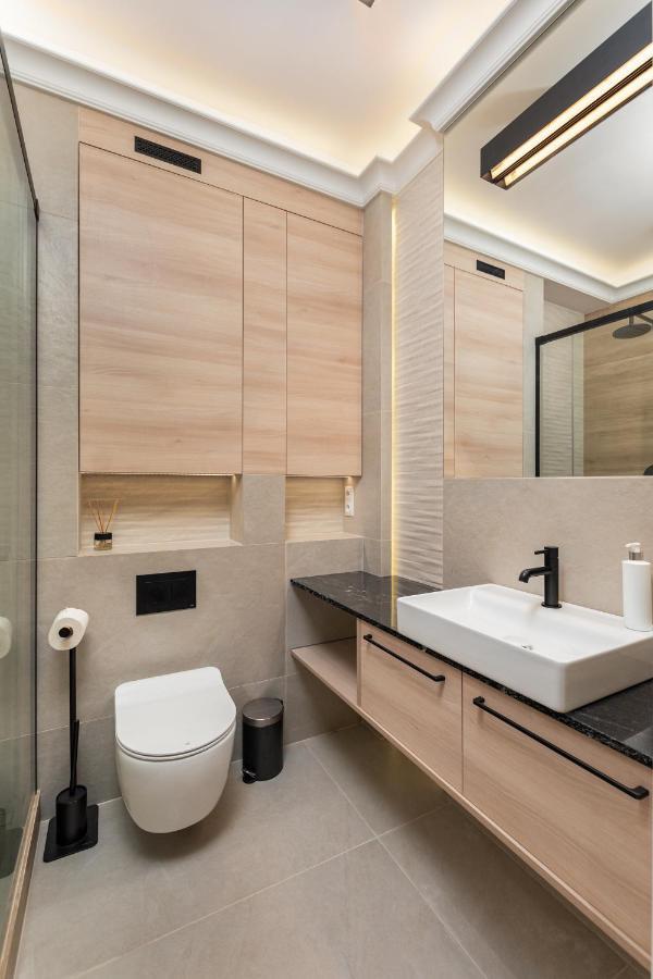 Wspolna 51 By Homeprime Varsovia Exterior foto
